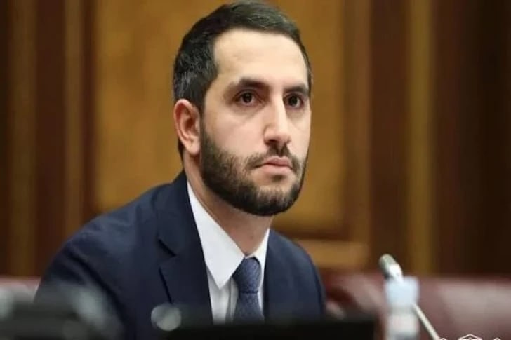 Ermənistanda parlamentinin yeni sədri SEÇİLDİ