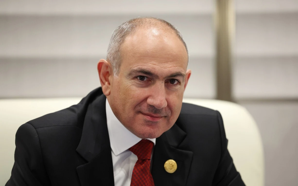 Paşinyan: Ermənistan AİB-də iştirakını davam etdirmək niyyətindədir