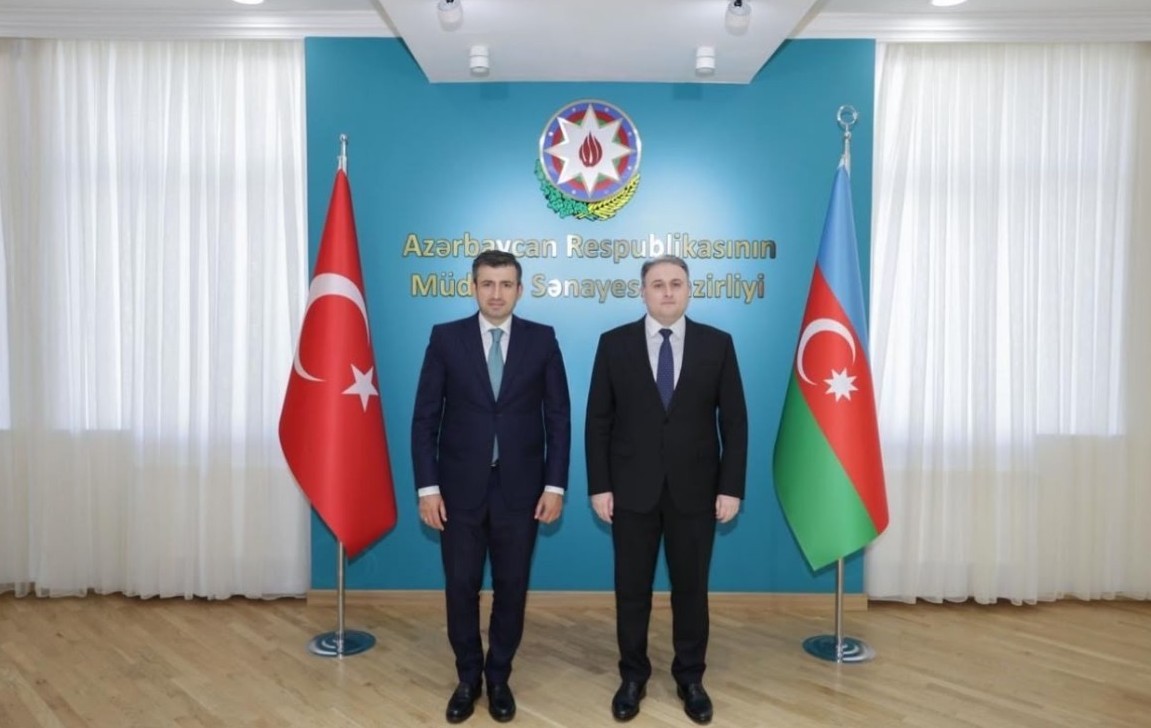 Vüqar Mustafayev Selçuk Bayraktar və Birol Akgünlə görüşüb