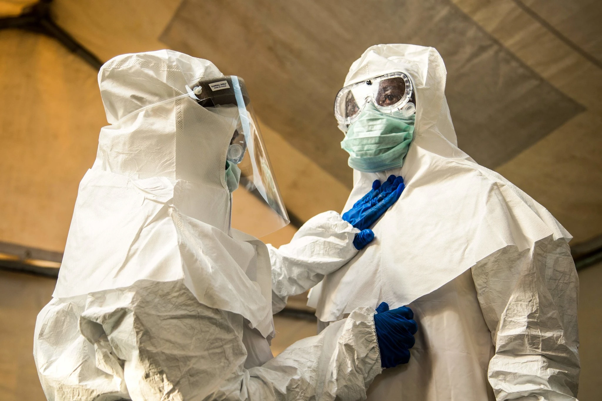  Ebolaya yoluxanların sayı ARTIR