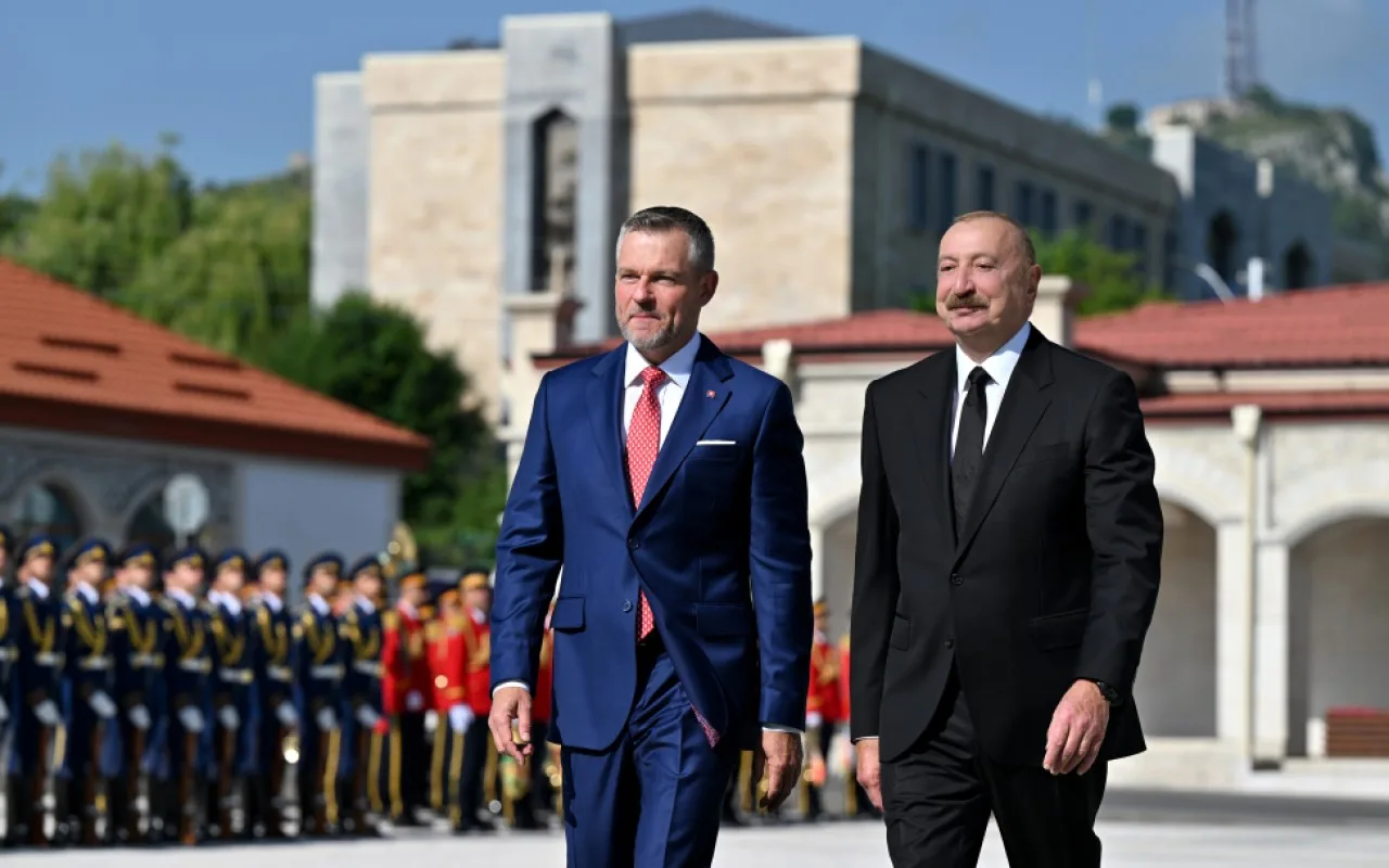 İlham Əliyev Slovakiya Prezidentini Şuşada qarşıladı - FOTOLAR