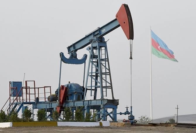 Azərbaycan neftinin qiyməti 81 dolları ötüb