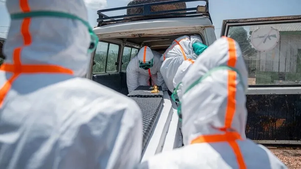 ABŞ Ebola səbəbindən ölkəyə giriş qaydalarını sərtləşdirdi
