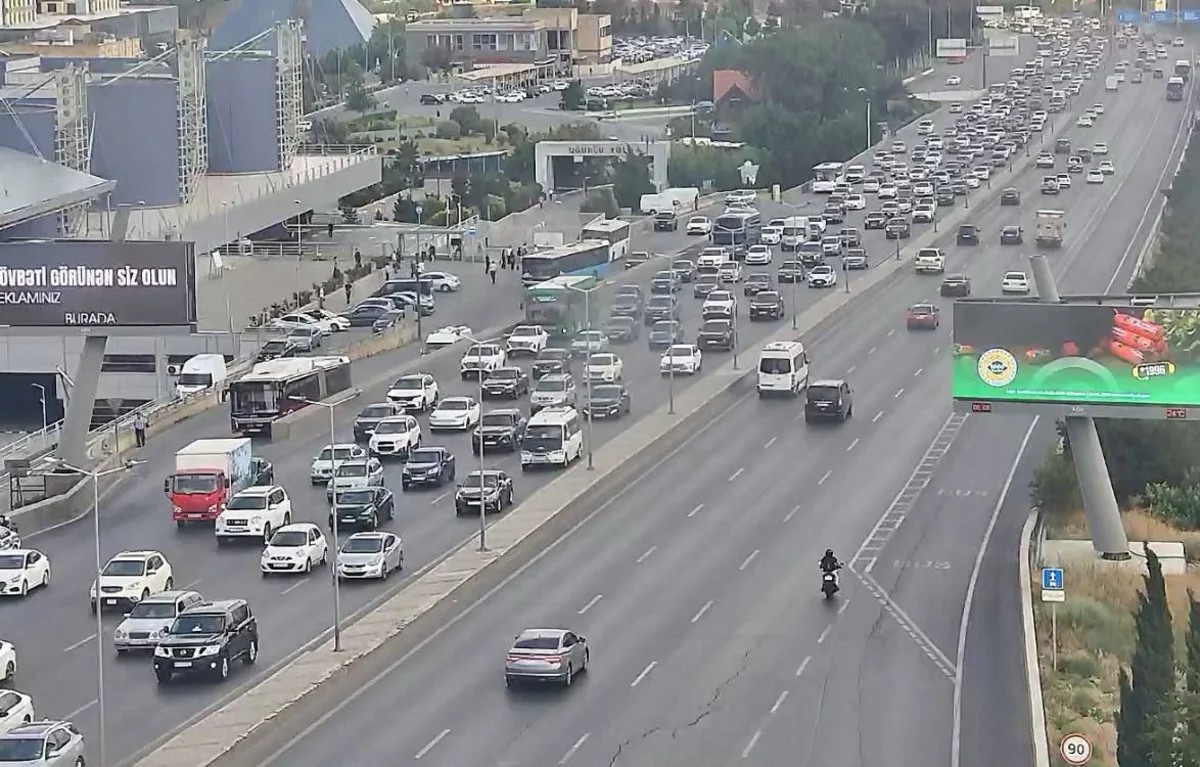 Bakıda dörd istiqamətdə tıxac var