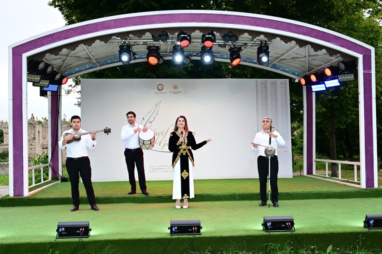 Vaqif Poeziya Günlərinə \"Sözün Zəfəri – Zəfərin sədası\" adlı konsert proqramı ilə yekun vurulub