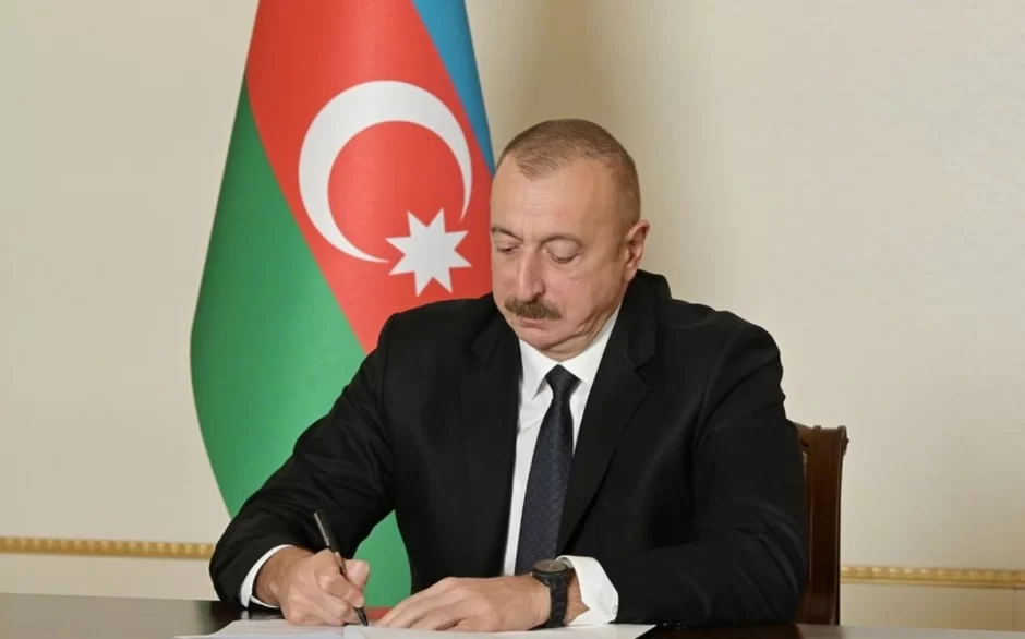 Prezident deputatla bağlı sərəncam İMZALADI