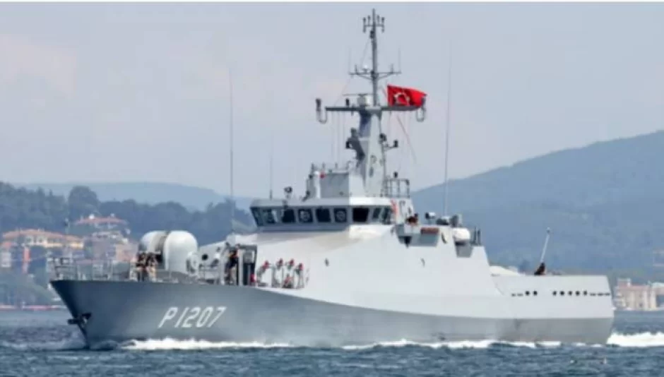 Türkiyə gəmiləri Livana daxil oldu 