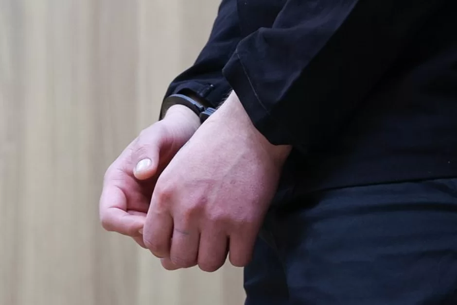 Daha bir direktor Müdafiə Nazirliyinə rüşvət verdiyi üçün HƏBS OLUNDU