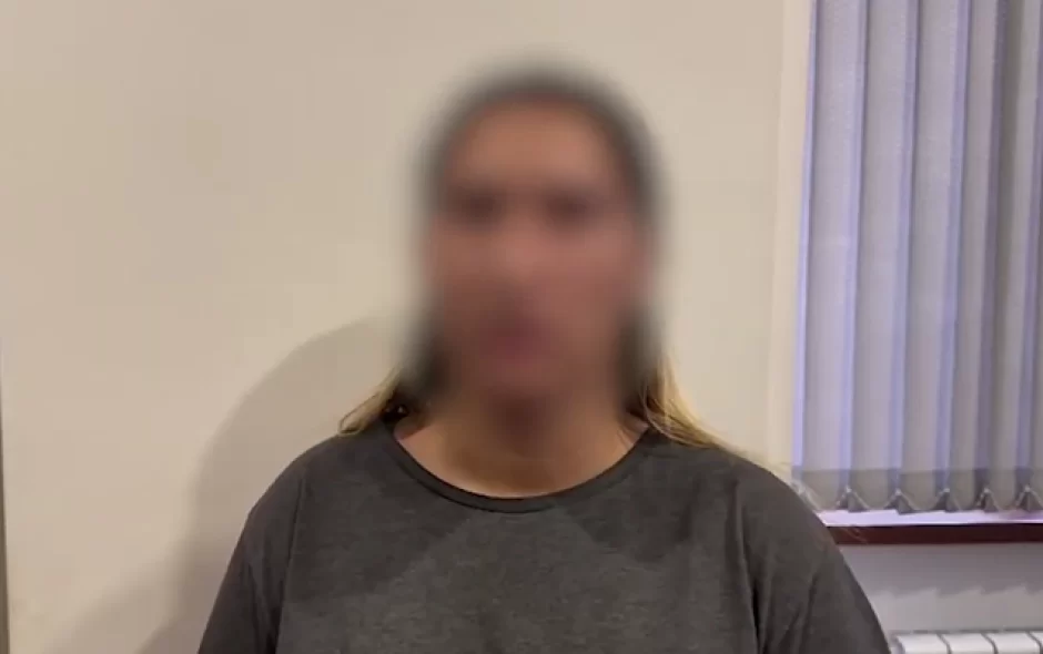 Ahıl qadını aldadıb 15 minini aldı - VİDEO