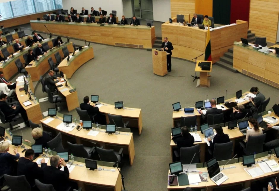 Litvada parlament seçkiləri keçirilir 