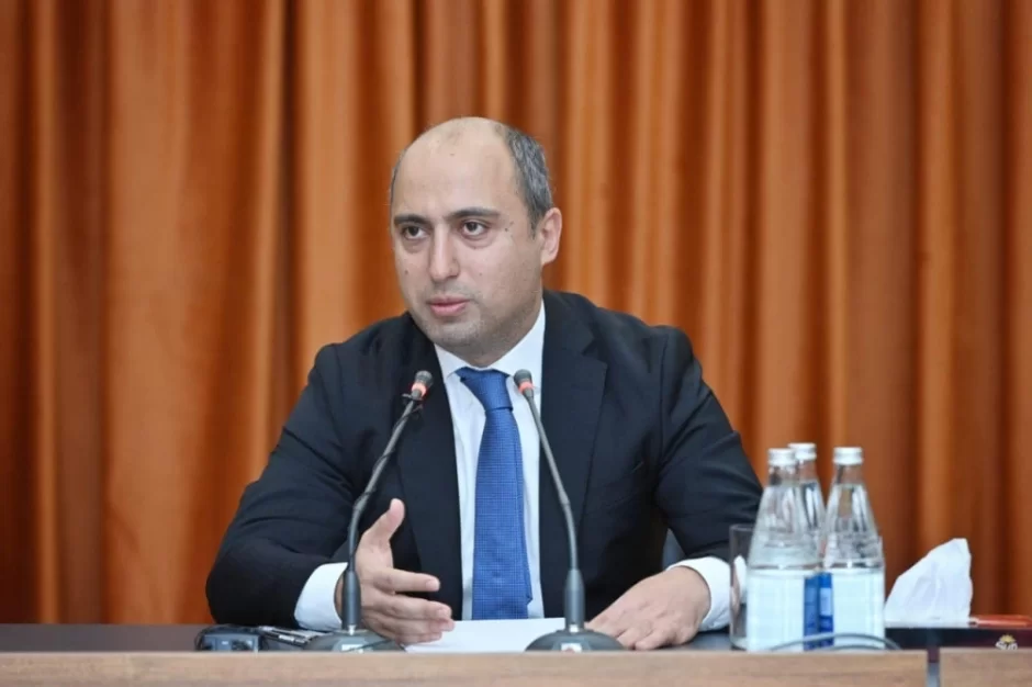 Nazir tələbə təqaüdlərindən danışdı: \"Sistemləşməyə ehtiyac var\"