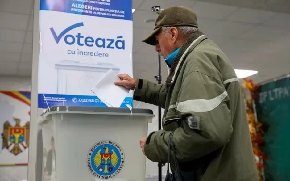 Moldovada prezident seçkiləri və referendum baş tutdu