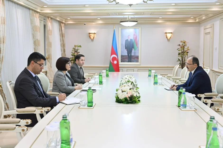 Sahibə Qafarova Cahit Bağçını qəbul edib - FOTO