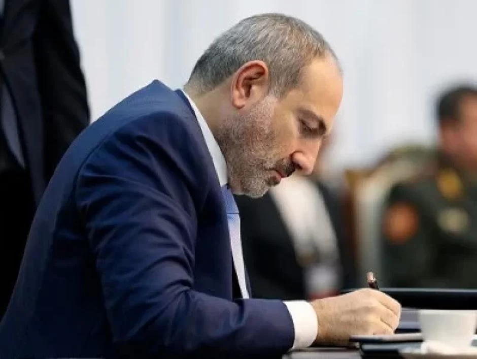 Paşinyan köməkçisini vəzifəsindən AZAD ETDİ