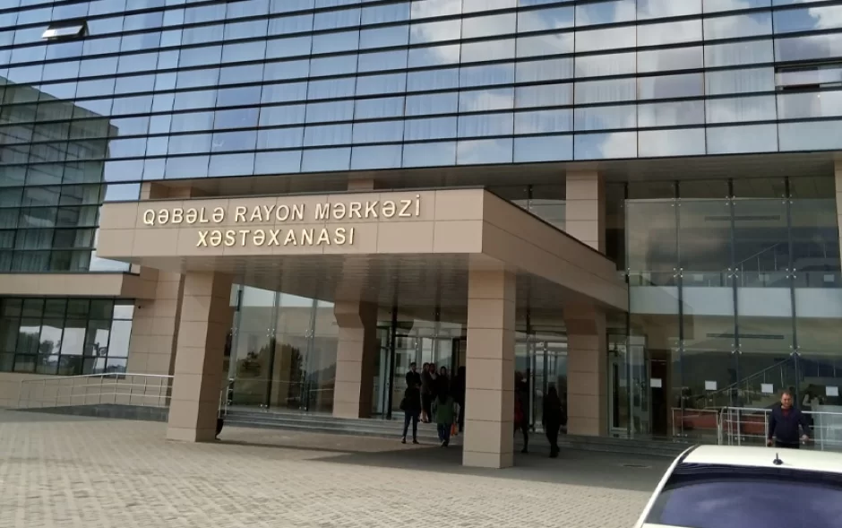 Səhiyyə işçilərinin maaşı artıb - RƏSMİ
