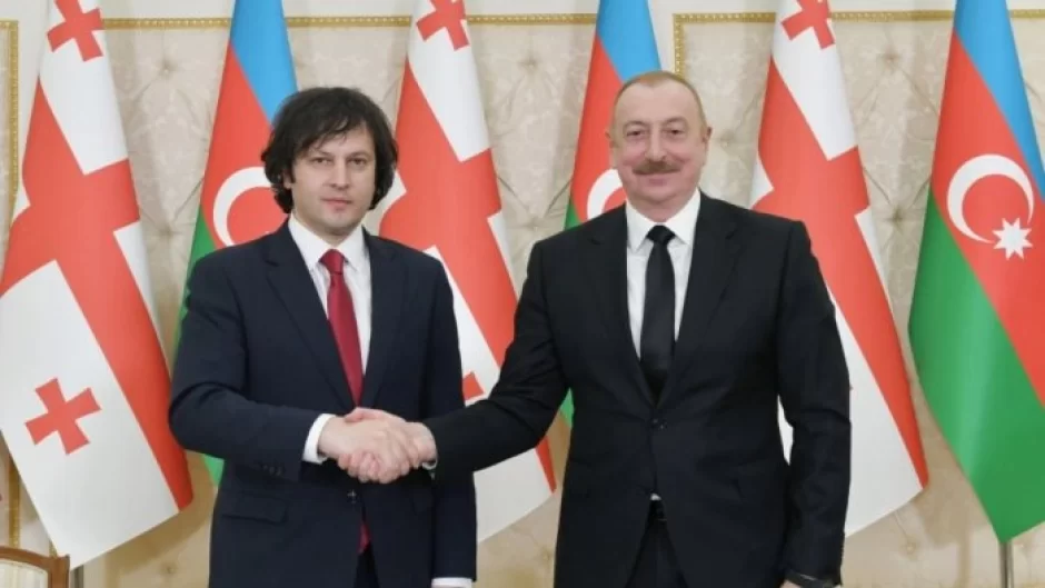 İlham Əliyev Gürcüstanın Baş nazirini təbrik ETDİ