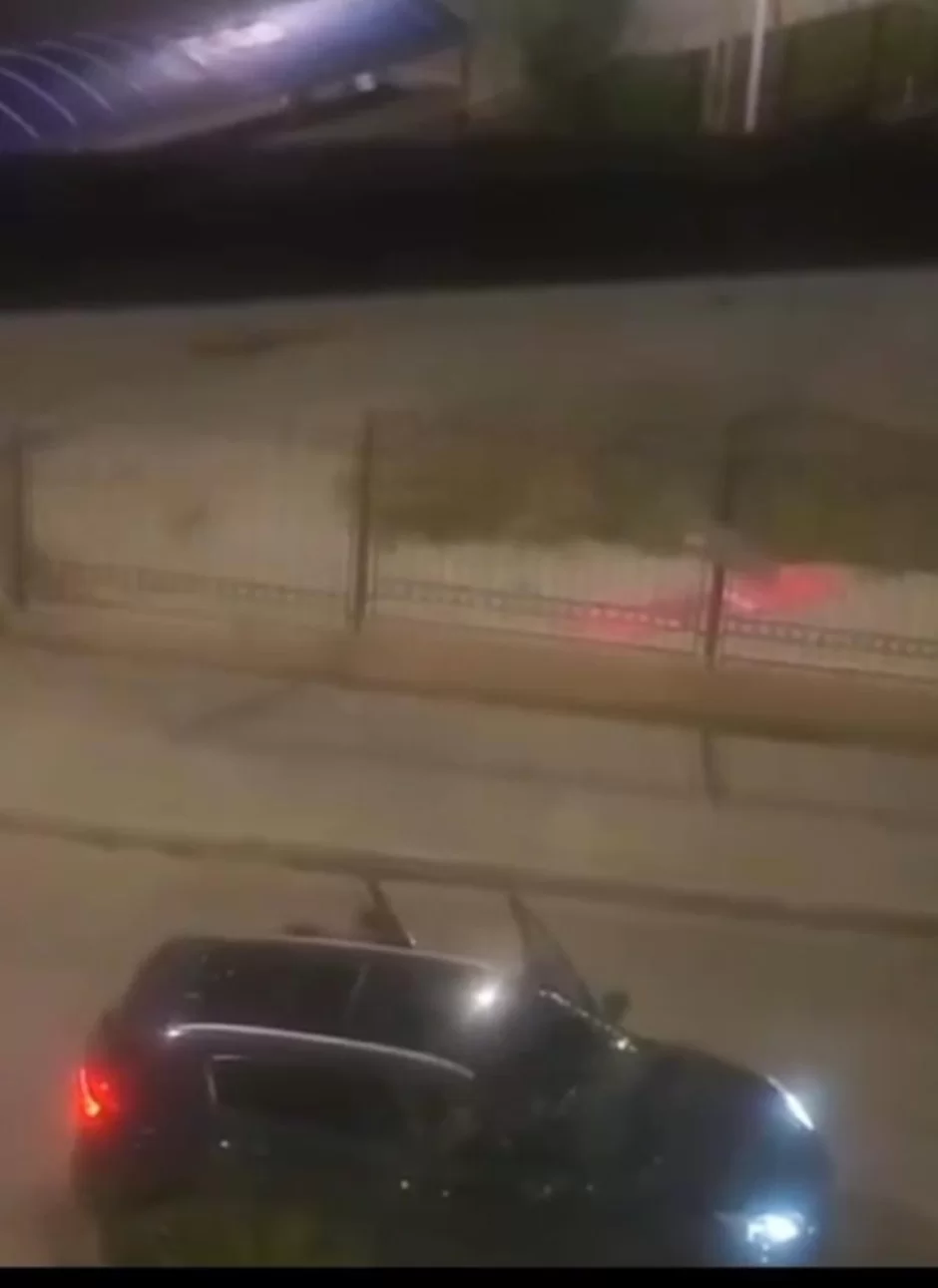 Yasamalda DƏHŞƏT: Qadını zorla maşına qoyub aparmaq istədilər! - VİDEO