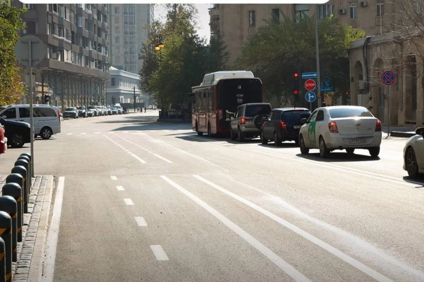 Bu küçədə mikromobillik zolaqları çəkilir - FOTO