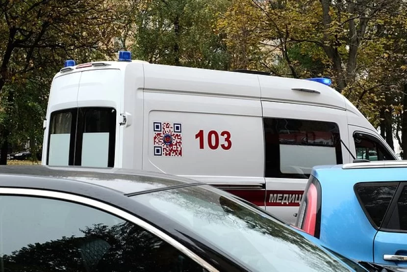 15 yaşlı məktəbli sinif yoldaşını boynundan bıçaqladı - ŞOK