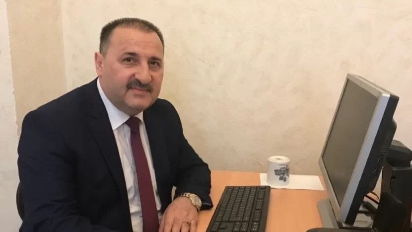 Sabiq deputatın məhkəməsi başladı