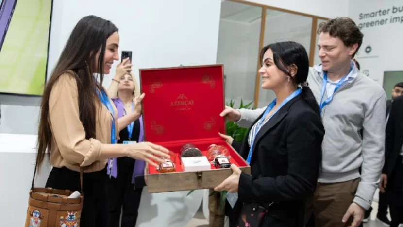 Leyla Əliyeva COP29-da “Azərsun Holdinq” pavilyonu ilə tanış olub - FOTOLAR