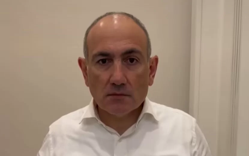 Paşinyan imicini dəyişib