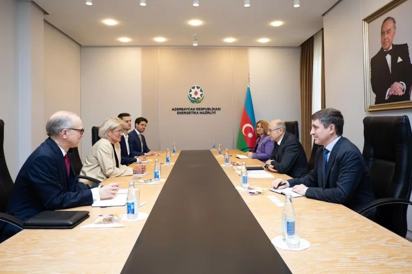 Energetika naziri Belçikalı həmkarı və Almaniya Külək Enerjisi Assosiasiyasının prezidenti ilə müzakirələr aparıb