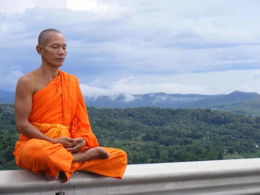 Meditasiya nədir və hansı faydaları var?