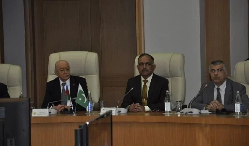 Pakistanlı general FHN-nin akademiyasında oldu 