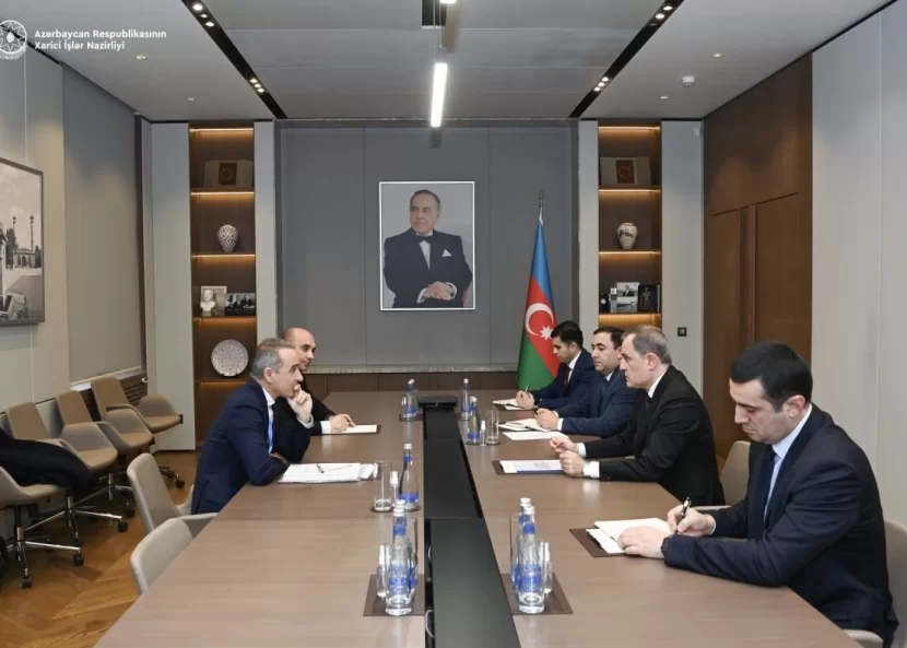Ceyhun Bayramov ATƏT PA-nın vitse-prezidenti ilə müzakirə APARDI