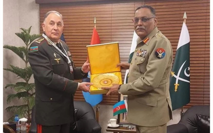 Azərbaycan-Pakistan hərbi əlaqələri müzakirə edildi