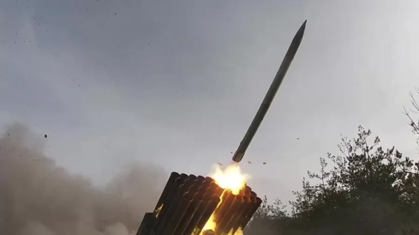 Başladı: Rusiyanın \"ölümcül\" raketi Kiyevə çatır - 10 dəqiqə qaldı