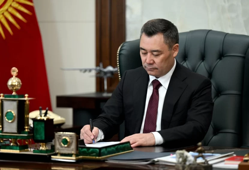 Japarov Azərbaycanla bağlı saziş imzaladı