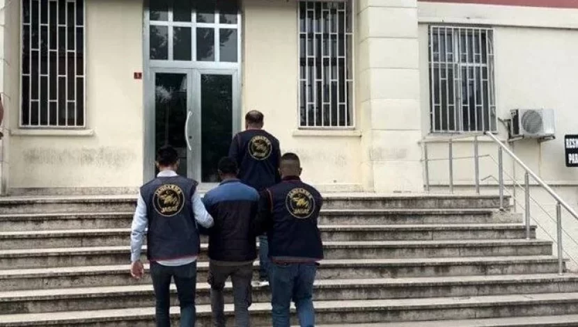 Axtarışda olan cinayətkar sərhəddə yaxalandı