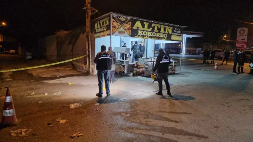 DƏHŞƏT: 17 yaşlı gənc yemək yeyərkən GÜLLƏLƏNDİ