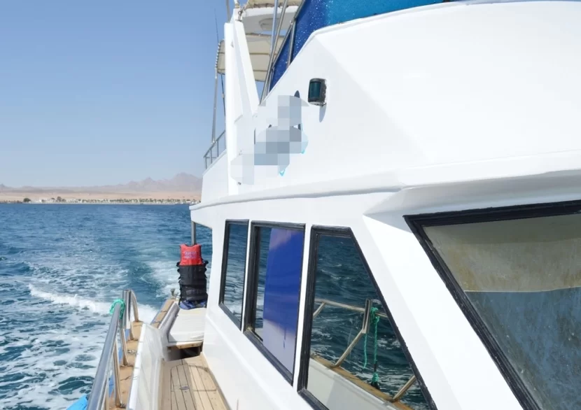 Qırmızı dənizdə turistləri daşıyan yaxta qəzaya uğradı