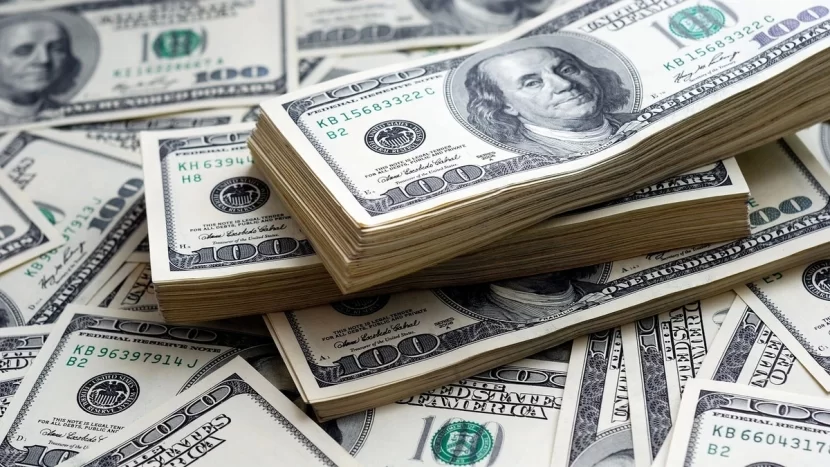 Bugünkü hərracda 73,3 milyon dollar satılıb