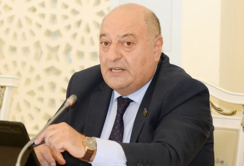 \"Heç bir ölkənin gündəmində pensiya yaşının azaldılması yoxdur\" - Musa Quliyev