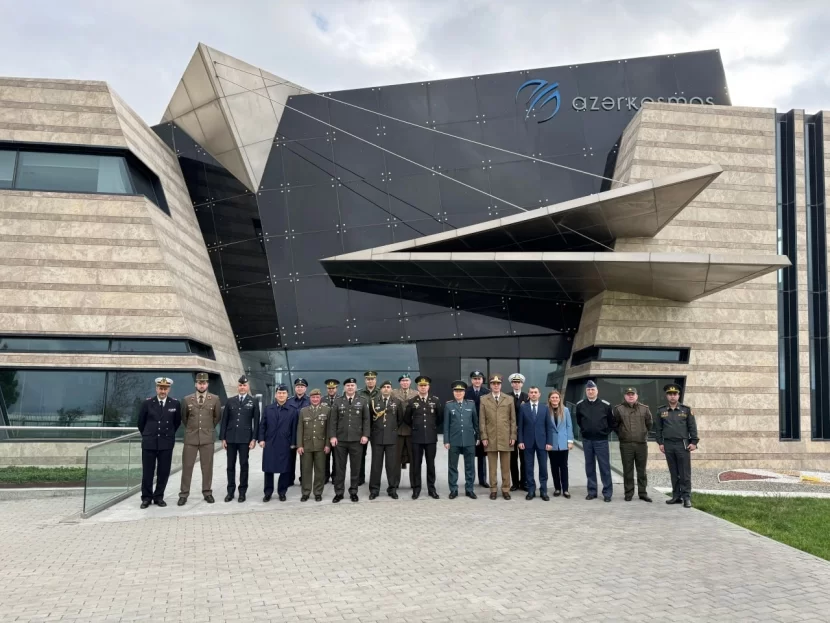 Hərbi attaşelər \"Azərkosmos\"da - FOTO