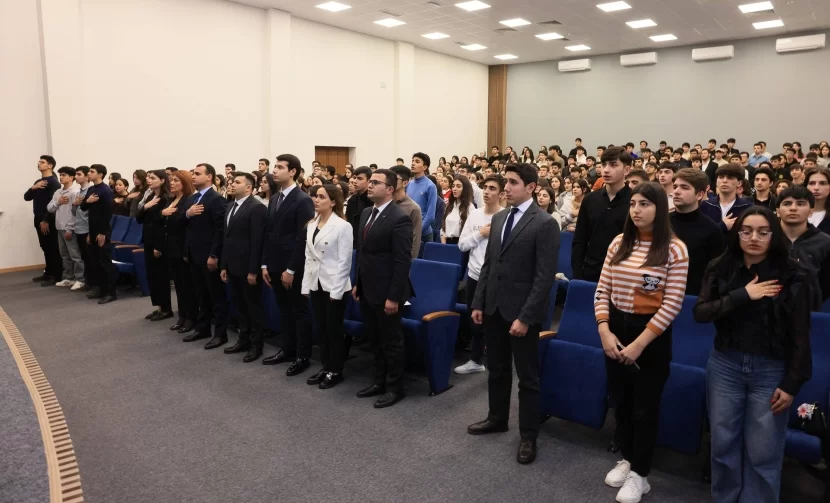 “Regional İnkişaf” İctimai Birliyi Xankəndidə gənclərlə görüş keçirib