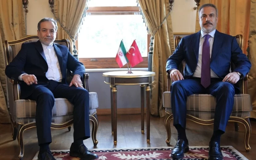 Türkiyə və İran XİN rəhbərləri görüşdü