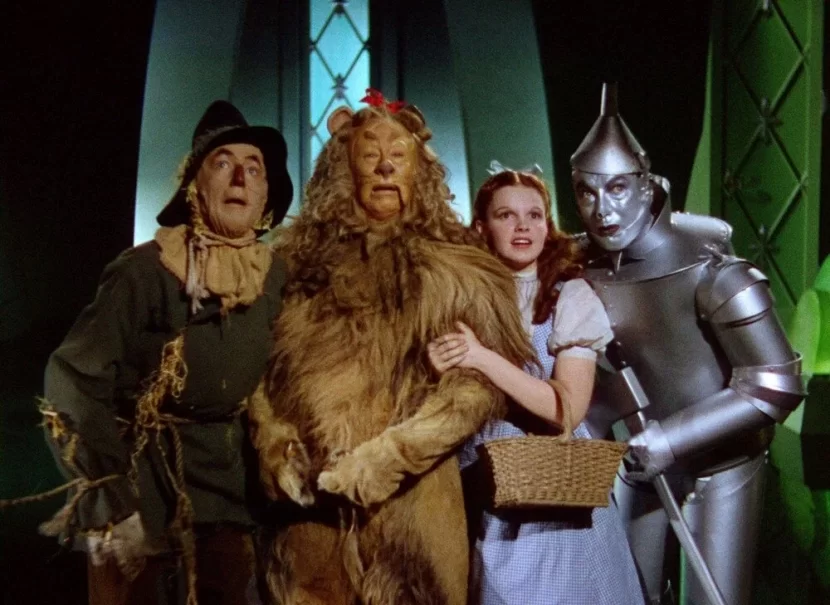 \"The Wizard of Oz\" filmindəki məşhur ayaqqabı rekord qiymətə satıldı - FOTOLAR