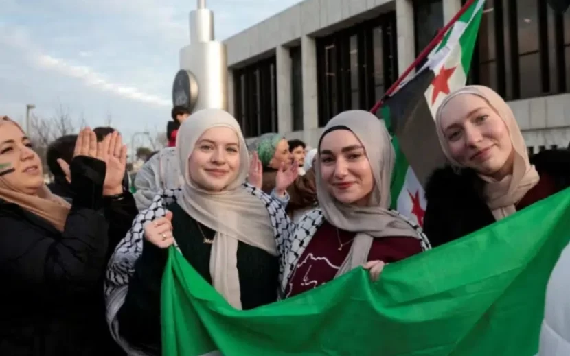 Hicab məcburiyyəti ləğv edildi