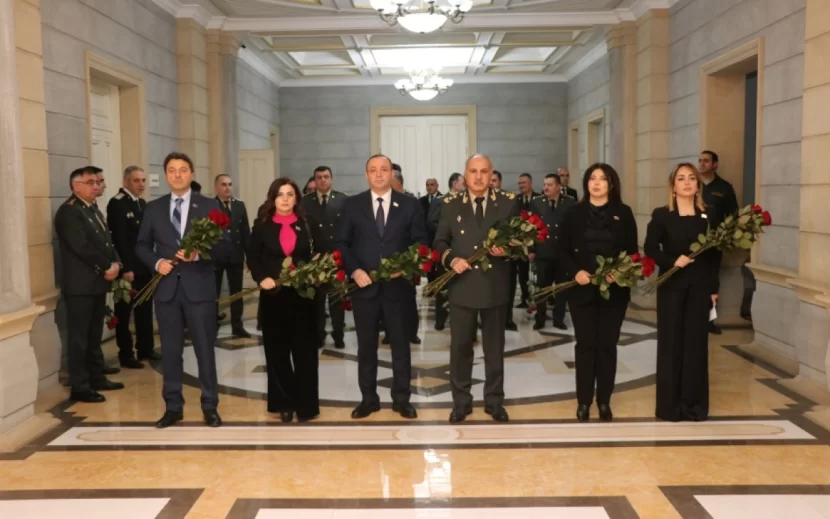 Hərbi Prokurorluqda Heydər Əliyevin vəfatının ildönümü ilə bağlı anım mərasimi keçirildi - FOTOLAR