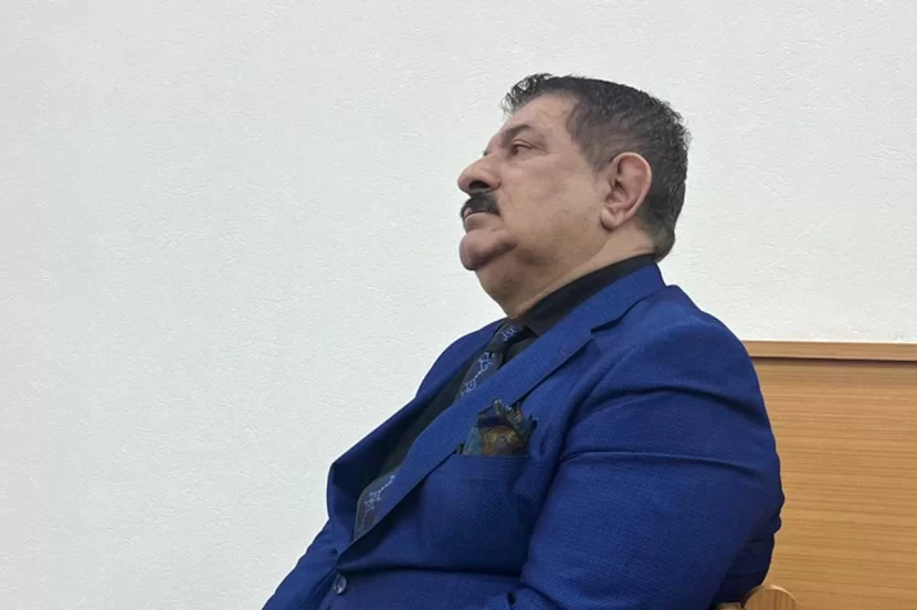 Ağadadaş Ağayev 450 min manat təzminat İSTƏYİR