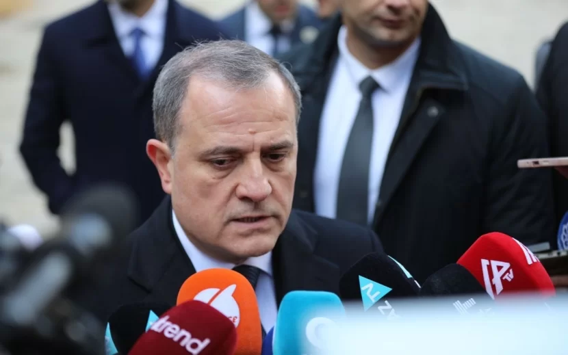 \"Ermənistanla sülh müqaviləsi layihəsi üzrə 15 maddə razılaşdırılıb\" - XİN
