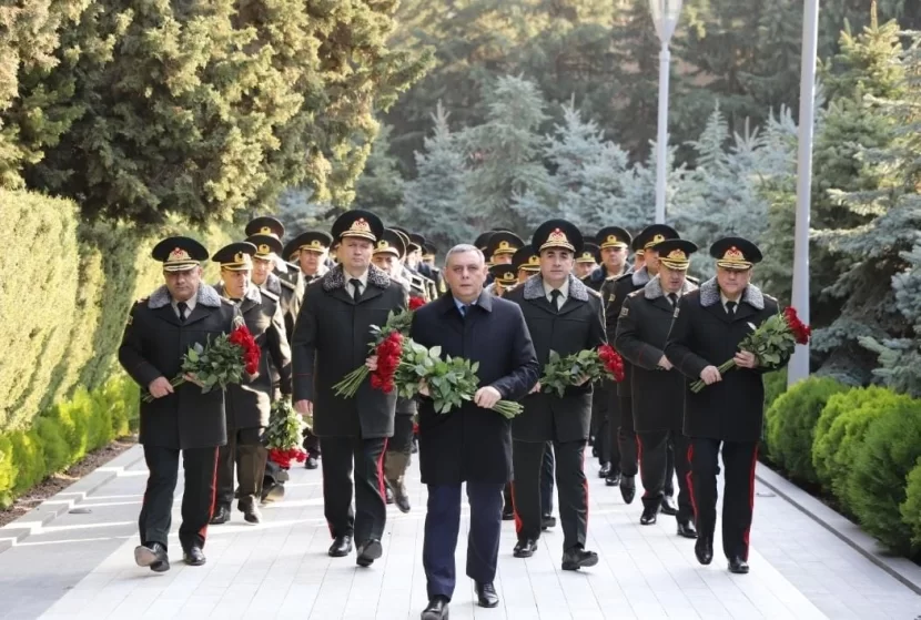 Dövlət Xidməti Ulu öndər Heydər Əliyevin əziz xatirəsini yad etdi