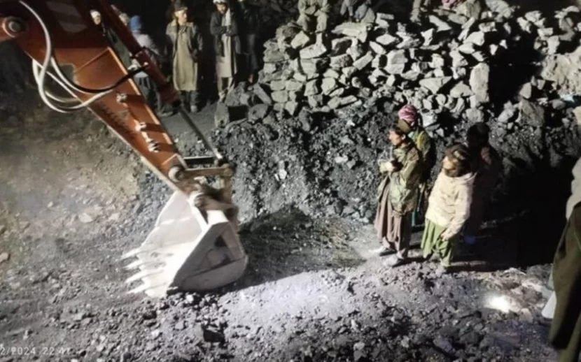 Əfqanıstanda faciə: 35 fəhlə uçqun altında qaldı