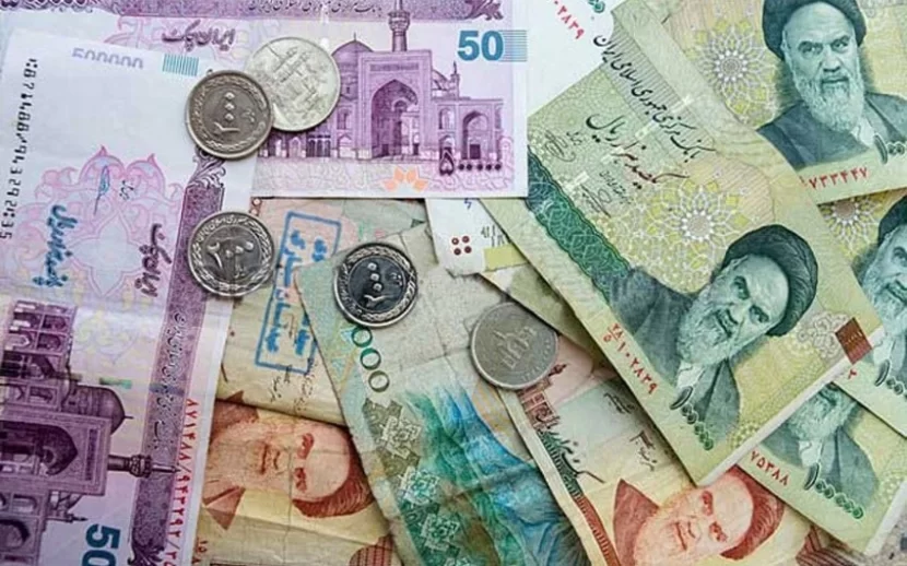 İranda dollar BAHALAŞDI