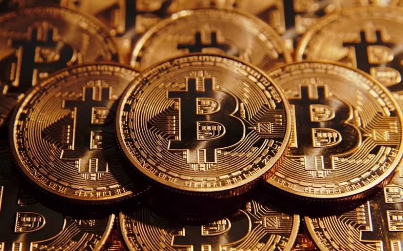 “Bitcoin”nin qiyməti 105 min dollara çatıb